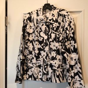 Chico’s light weight jacket